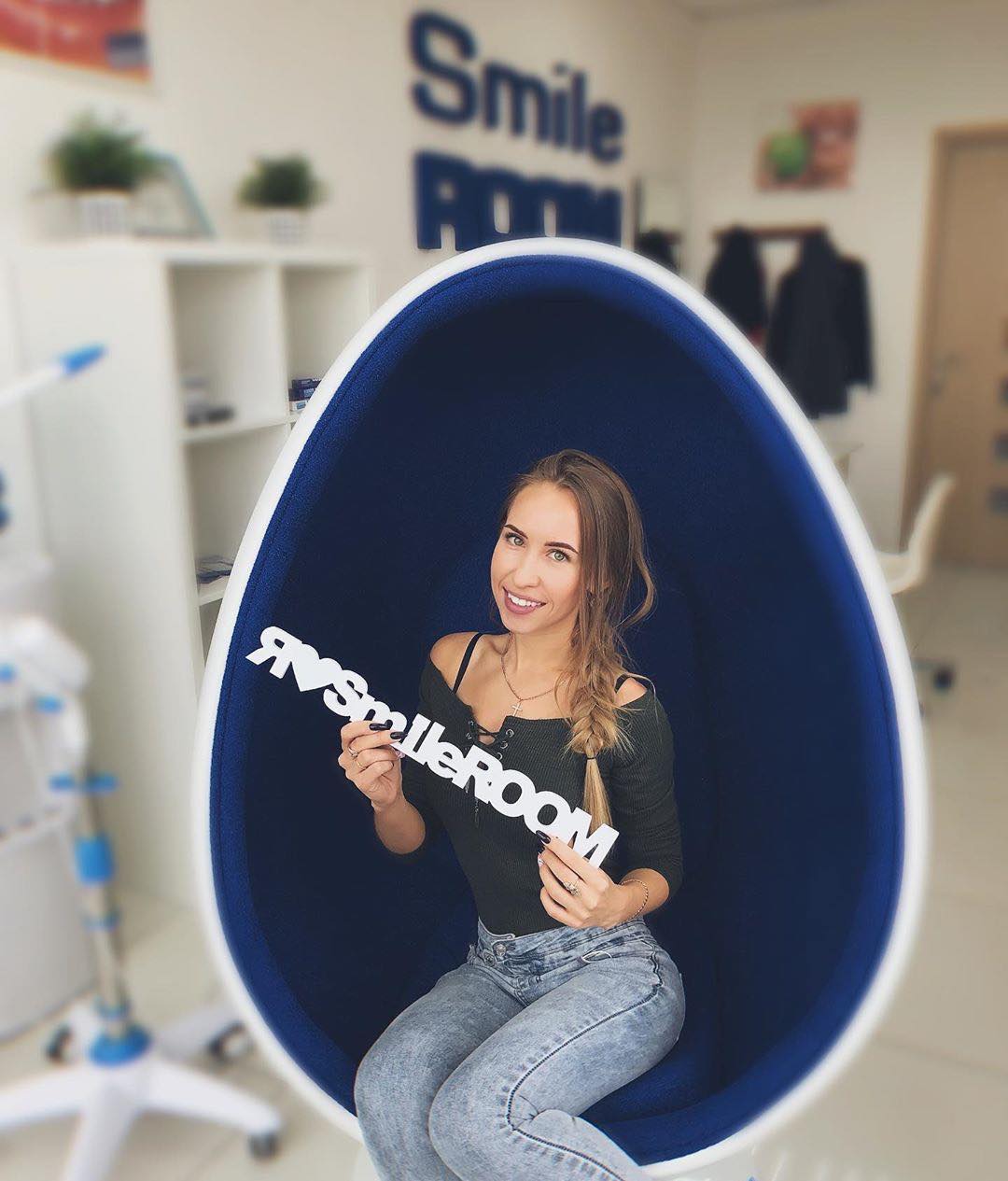 30 августа 2019 отзыв на отбеливание зубов от @makeup_by_demina